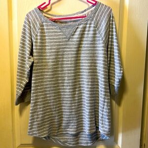 Calvin Klein performance gray & white top size large